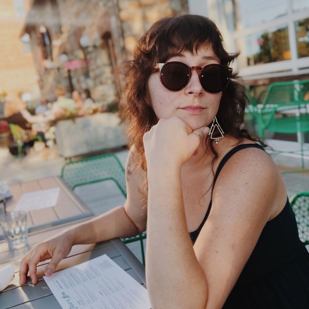 Meet your Posher, Claire